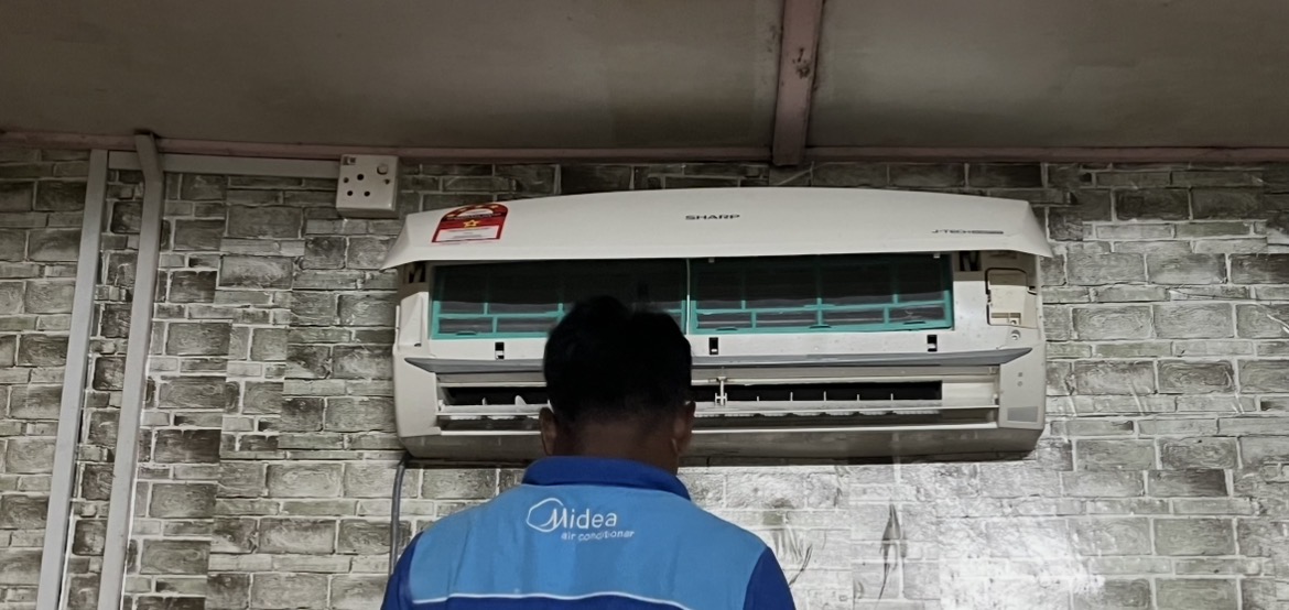[Pemasangan Semula Selepas Servis]