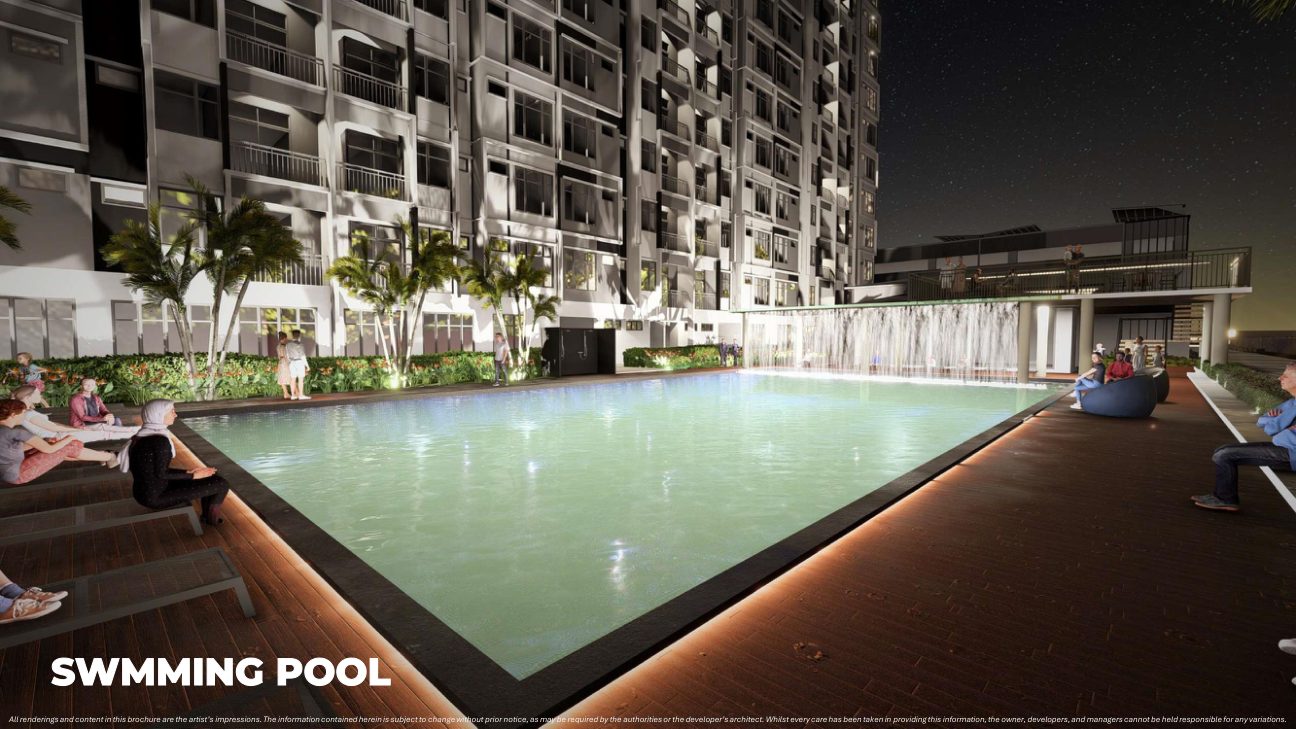 Swimming pool