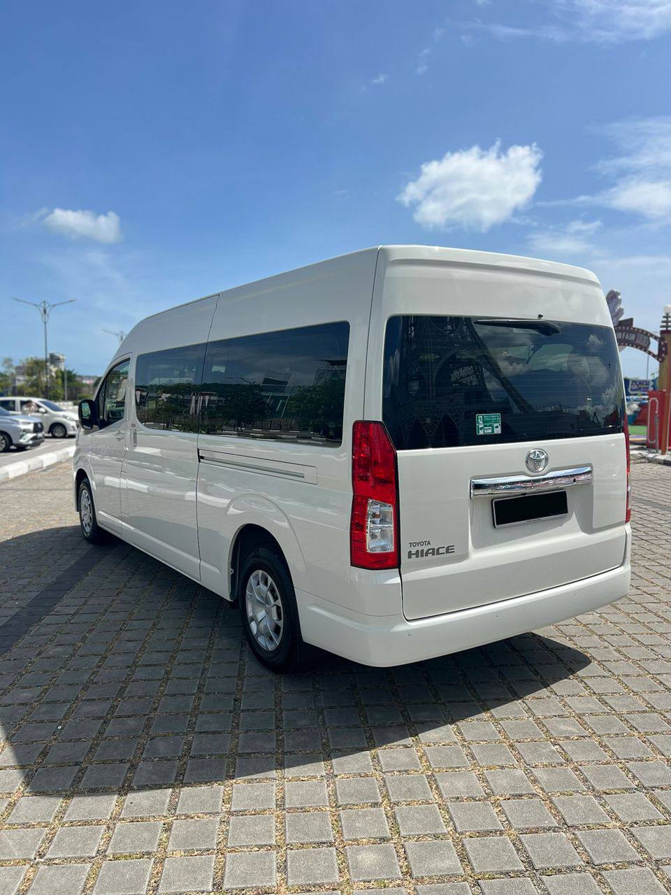 Hiace exterior