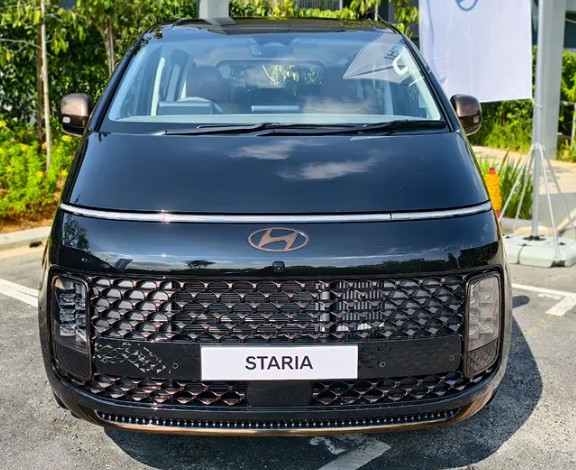 Hyundai Staria