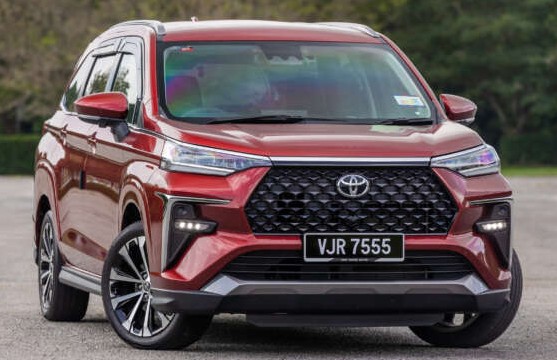 Toyota Veloz MPV untuk sewa di Muar