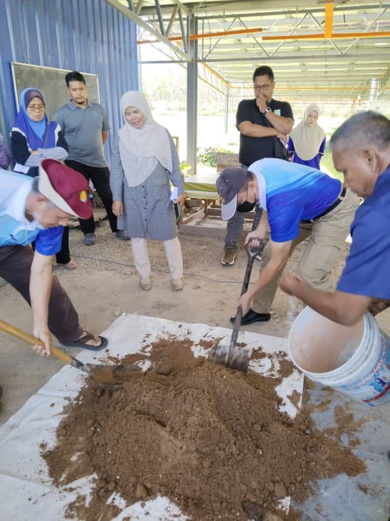 Servis & Latihan