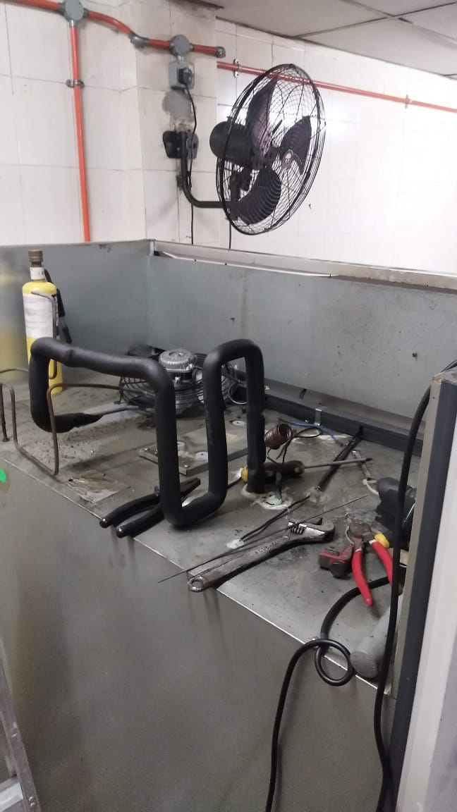 Repair Display Chiller