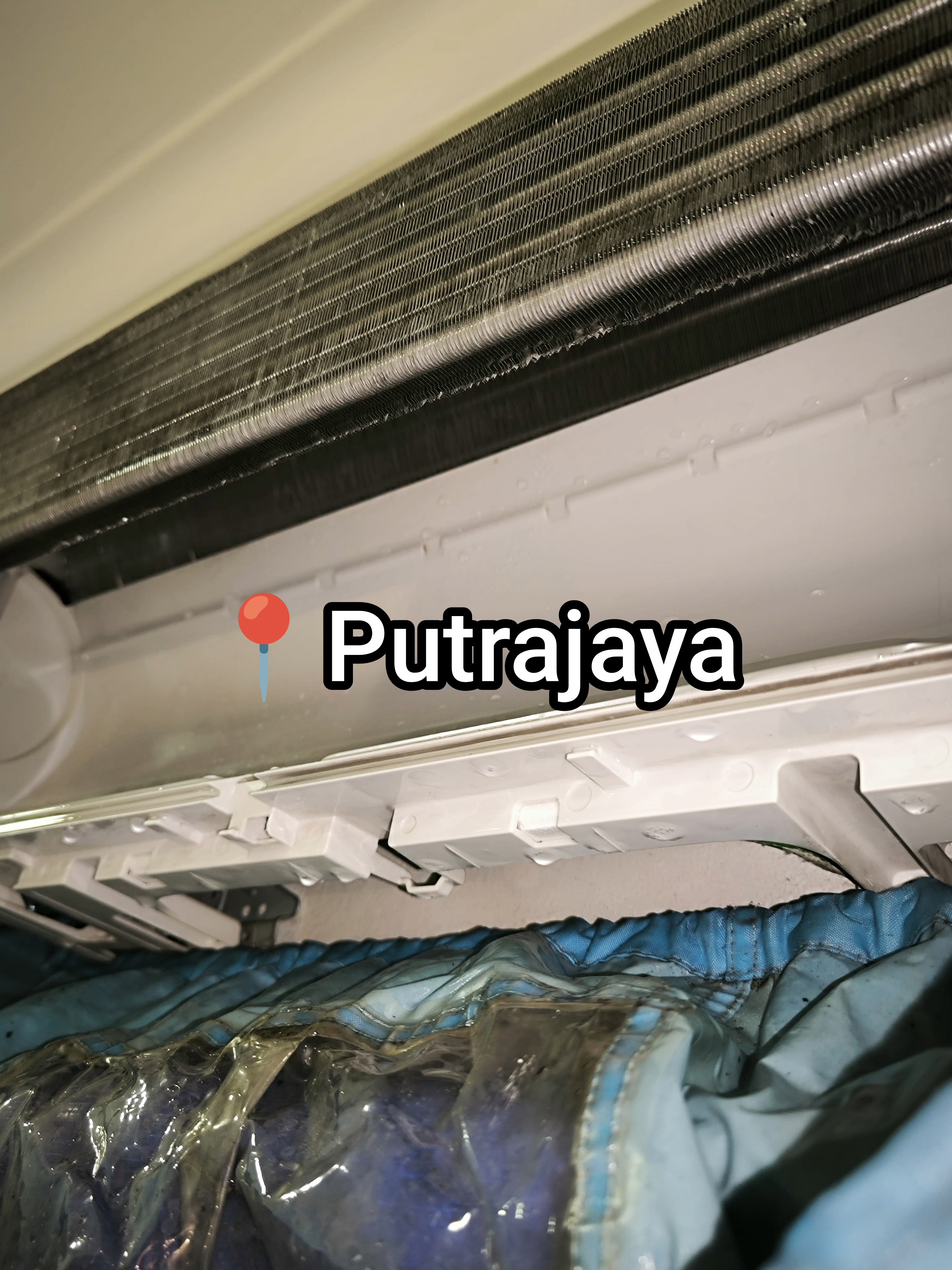 Before service aircond kotor sebelum dicuci di Klang Valley