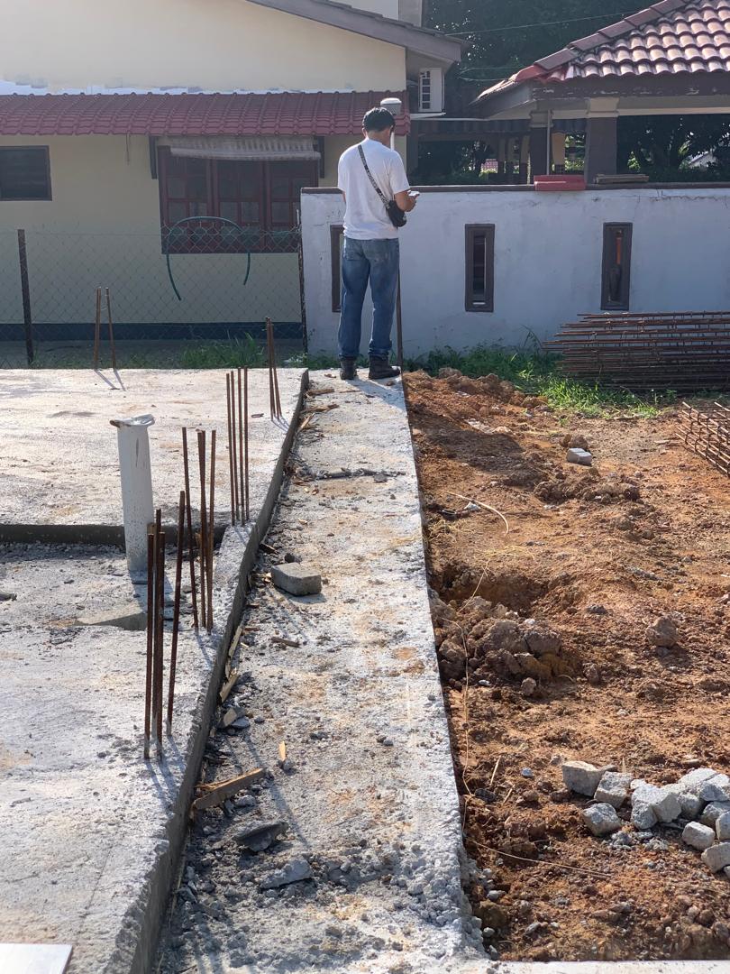 Kerja lapangan Taman Pahlawan Umbai