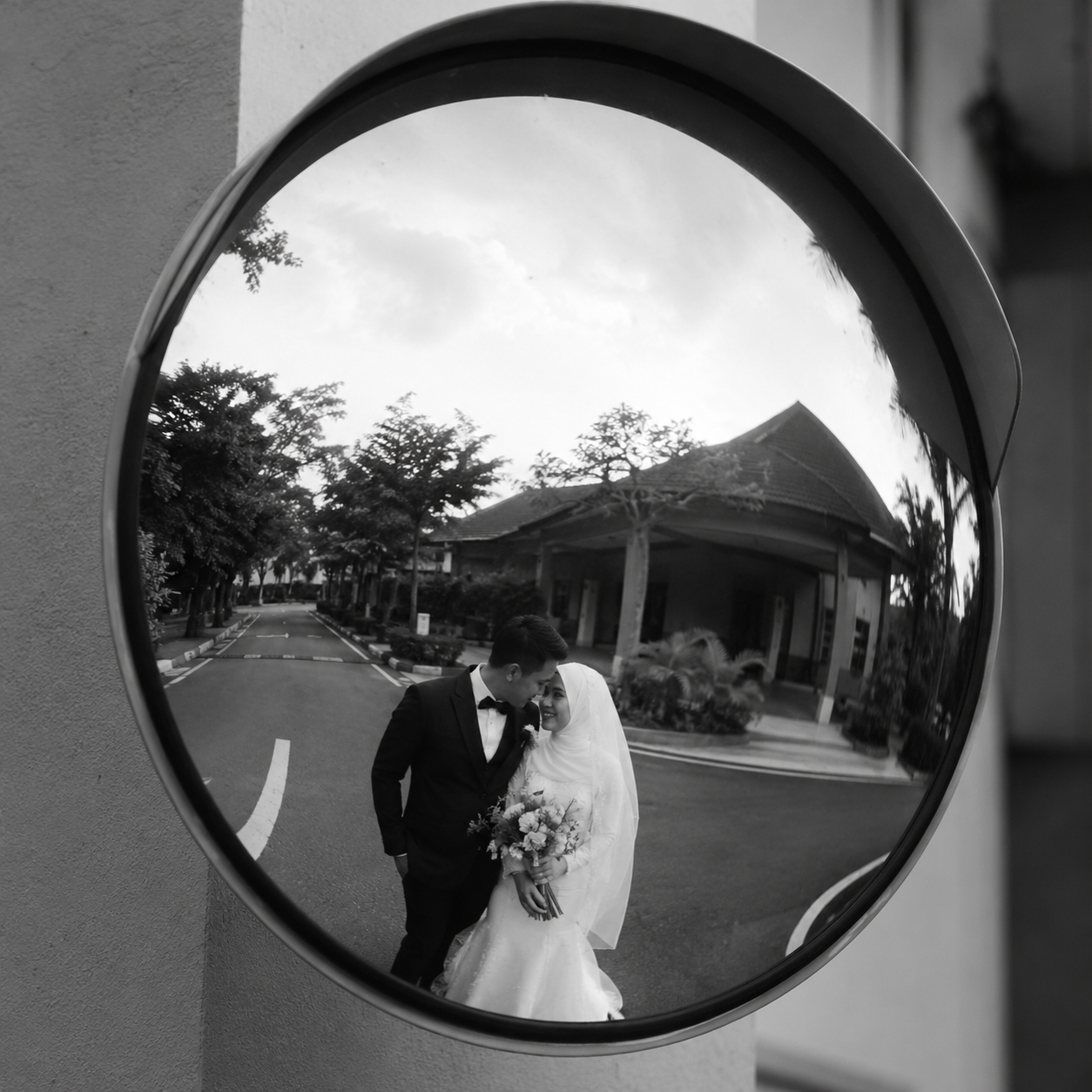 Convex Mirror Event