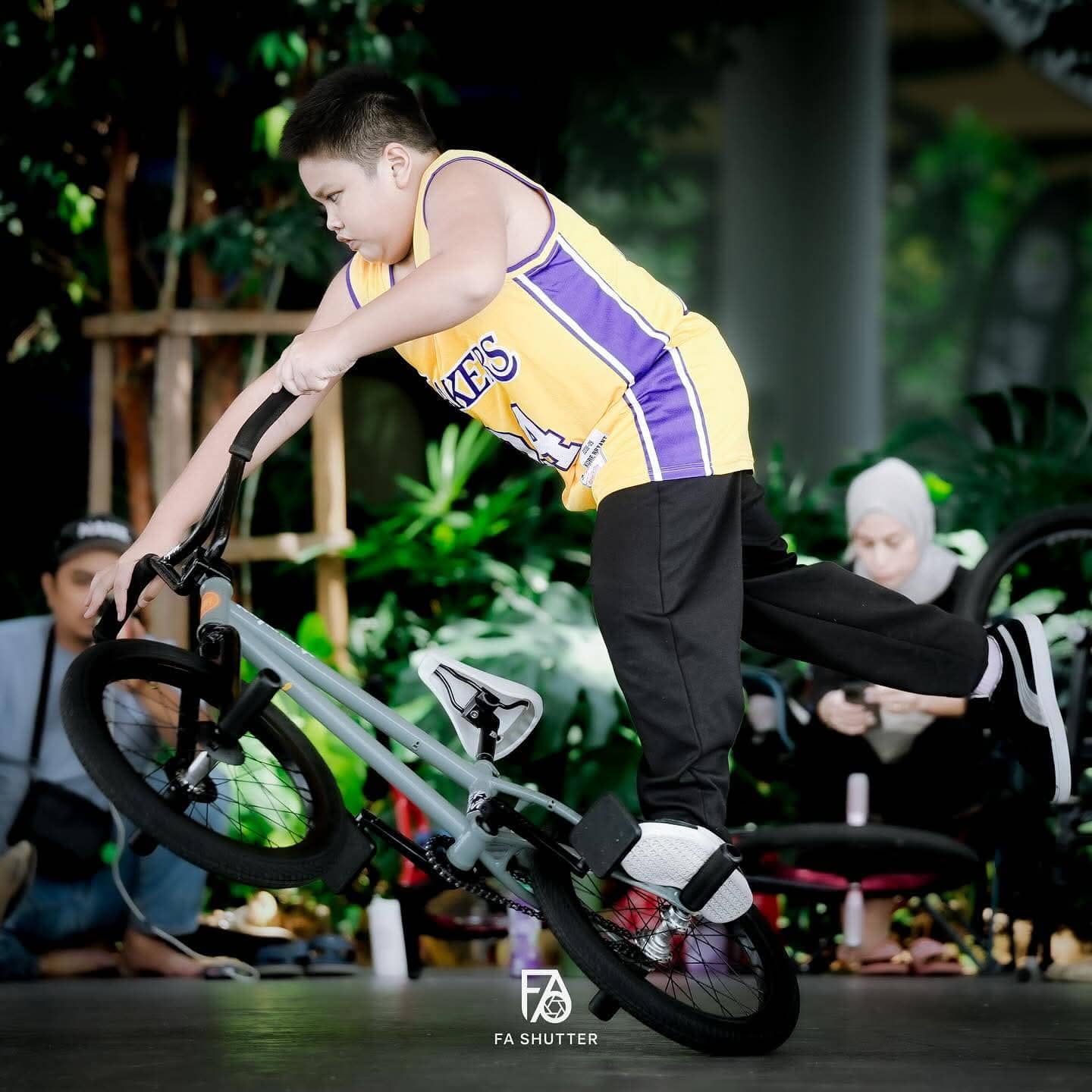 Ayden BMX Action 6
